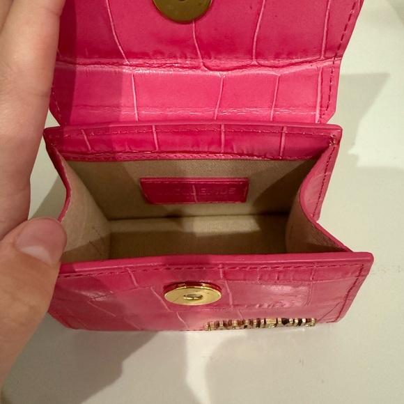 Jacquemus Le Chiquito Mini Top Handle Bag - Picture 3 of 3